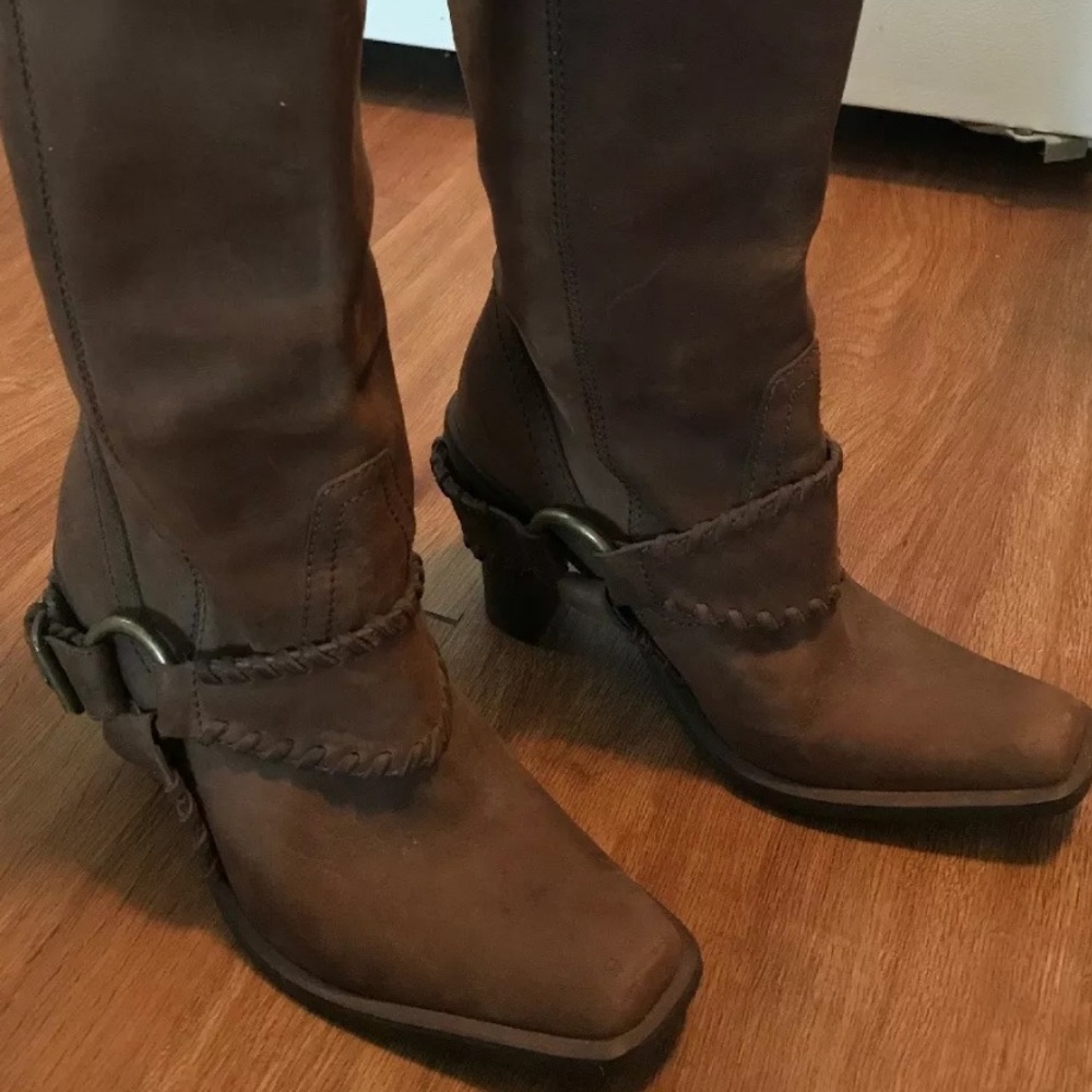 Steve Madden Hailee Strap distressed Brown 6.5M